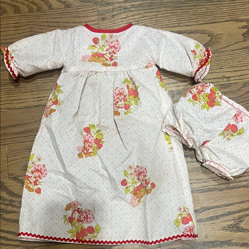 Strawberry shortcake vintage clothing for a baby doll
